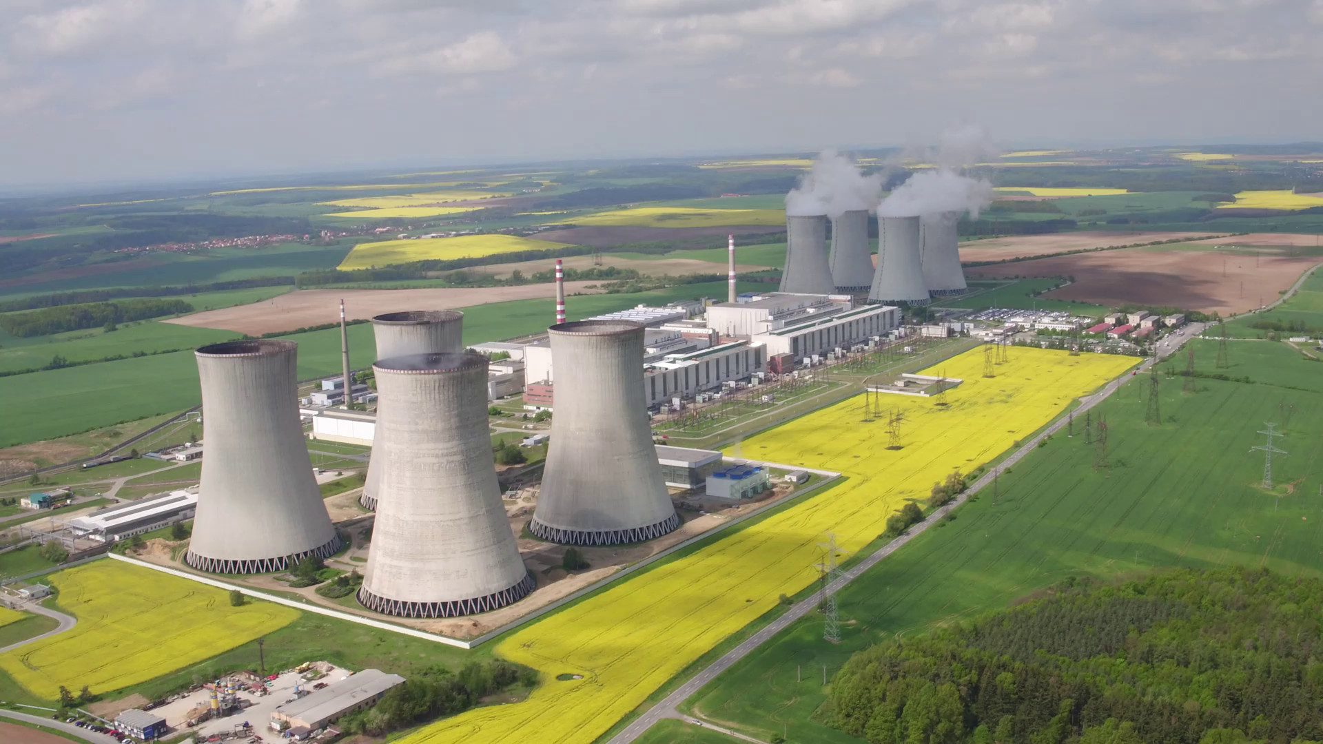 jadern-elektr-rny-pl-nuj-zv-en-produkce-jiho-esk-televize